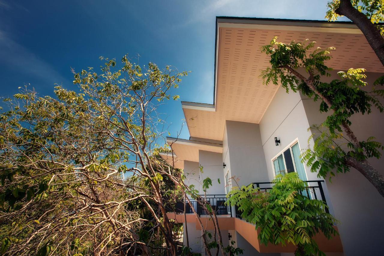 U Rip Resort Phi Phi Hotel Esterno foto